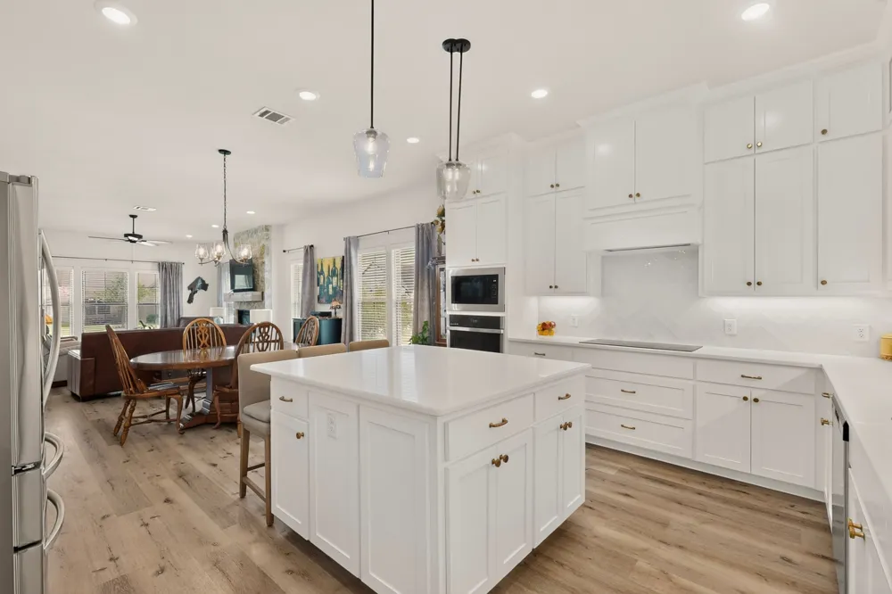 1564 S Saylee Lane Burleson, TX 76028