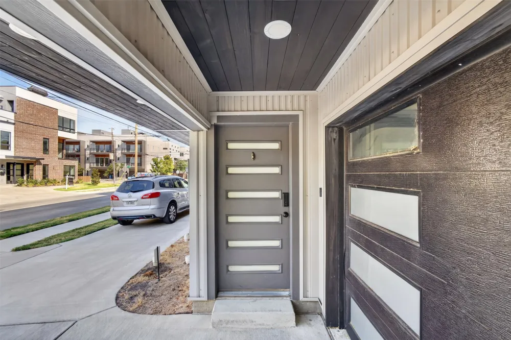 2349 Carroll Avenue Dallas, TX 75204