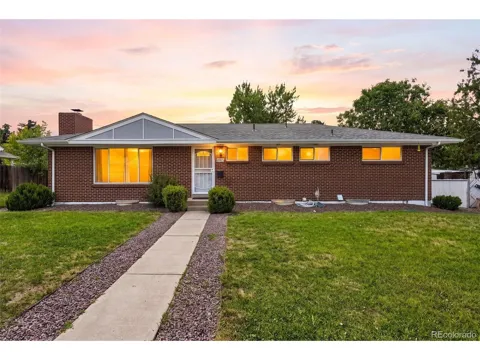 6985 S Ash Circle