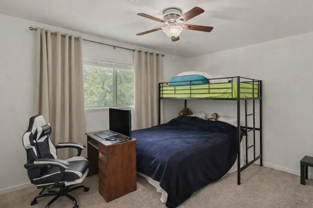 110 S Woodsway Street W Conroe, TX 77301