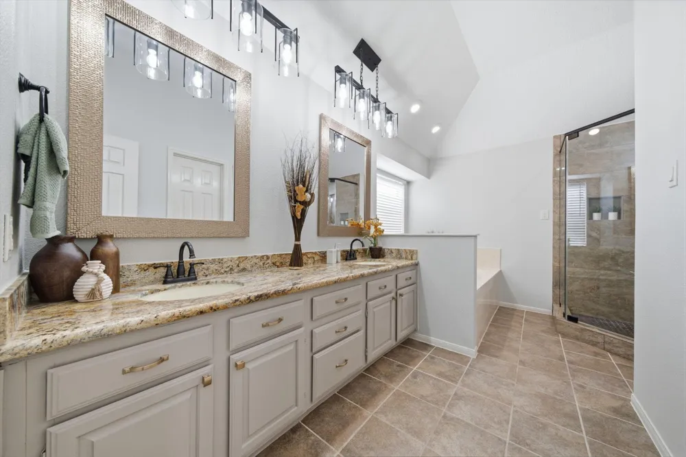3302 Lindenfield Drive Katy, TX 77449