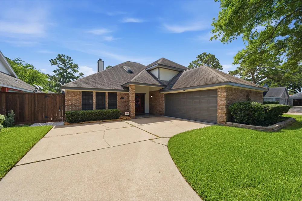 3302 Lindenfield Drive Katy, TX 77449