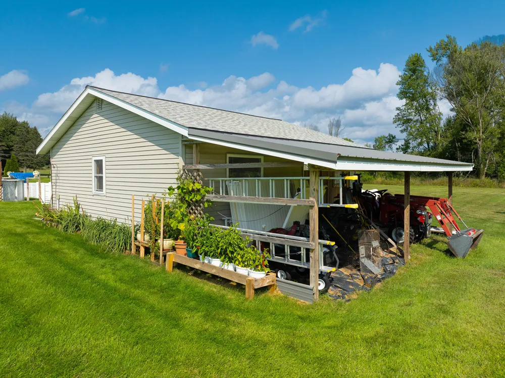 2439 W Lakewood Road Whitehall, MI 49461