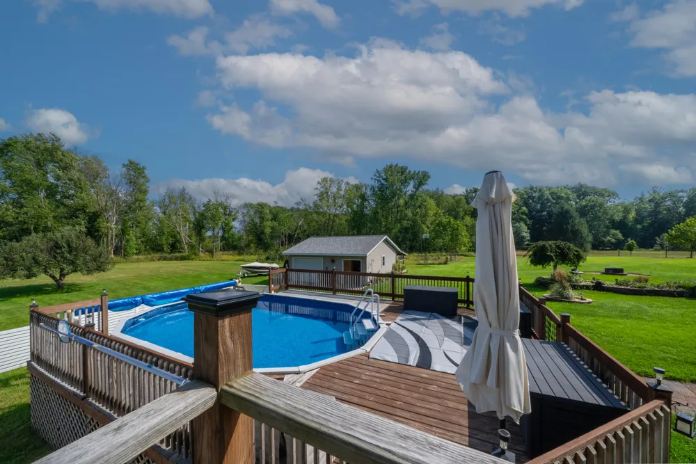 2439 W Lakewood Road Whitehall, MI 49461