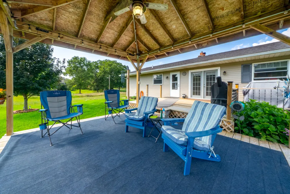 2439 W Lakewood Road Whitehall, MI 49461