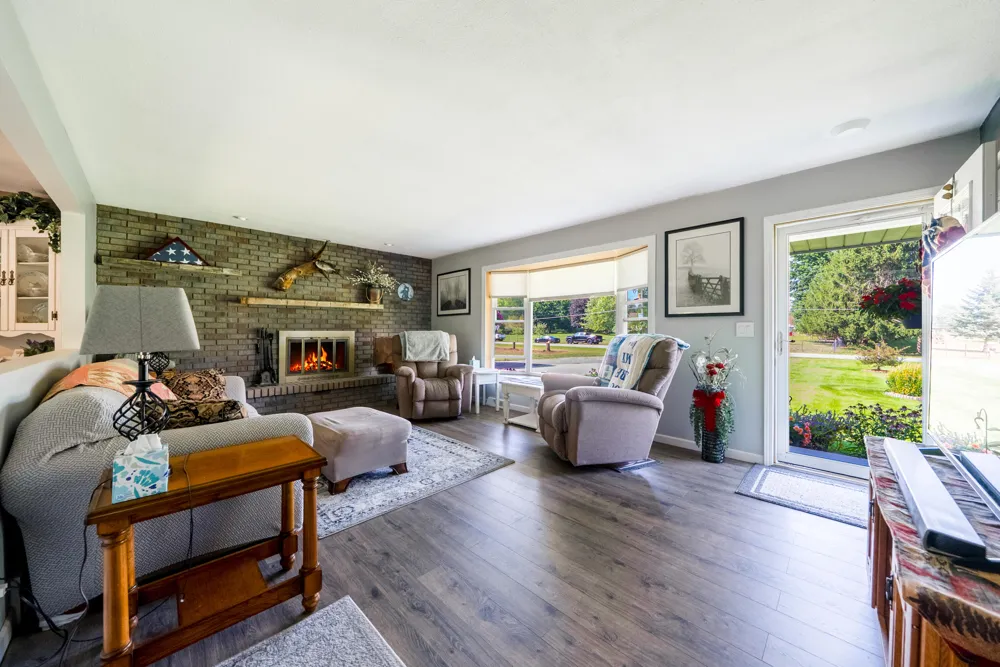 2439 W Lakewood Road Whitehall, MI 49461