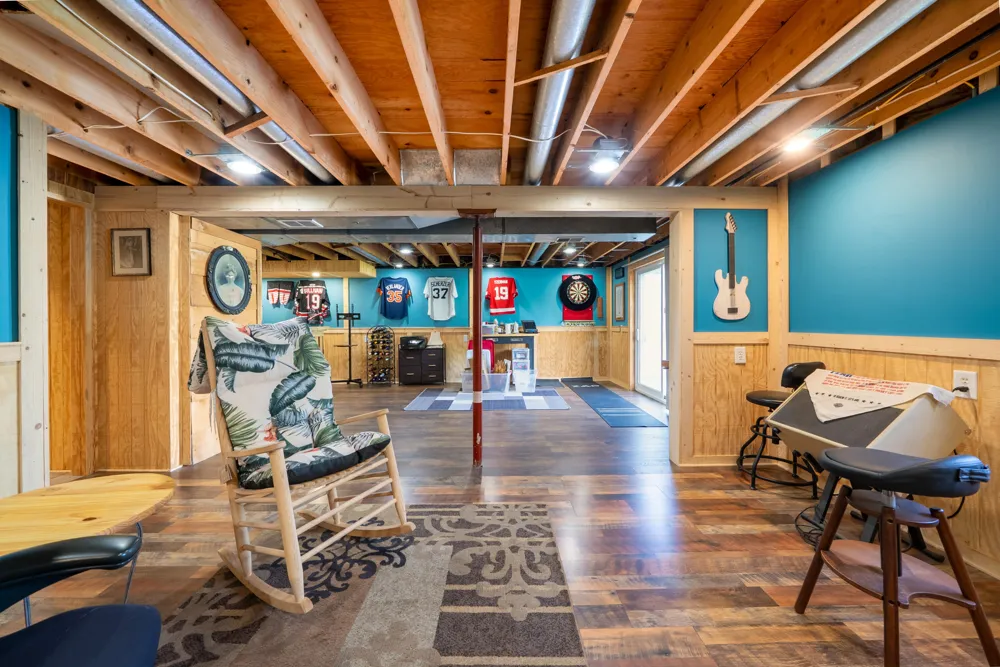 2439 W Lakewood Road Whitehall, MI 49461