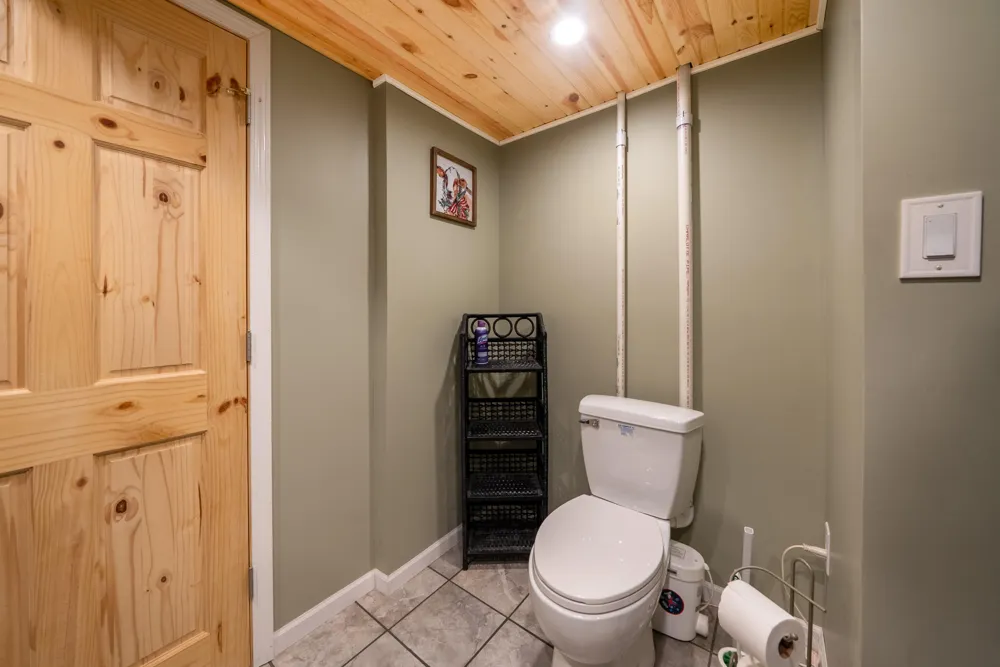 2439 W Lakewood Road Whitehall, MI 49461