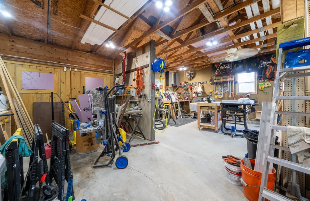 2439 W Lakewood Road Whitehall, MI 49461