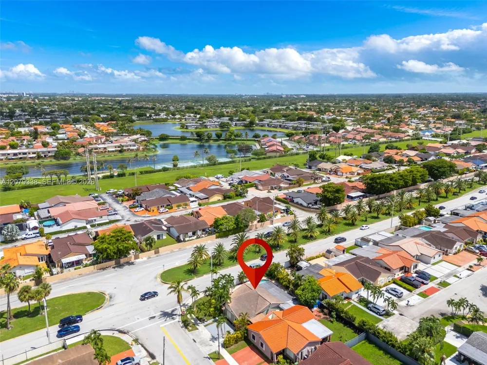 13706 SW 14th St Miami, FL 33184