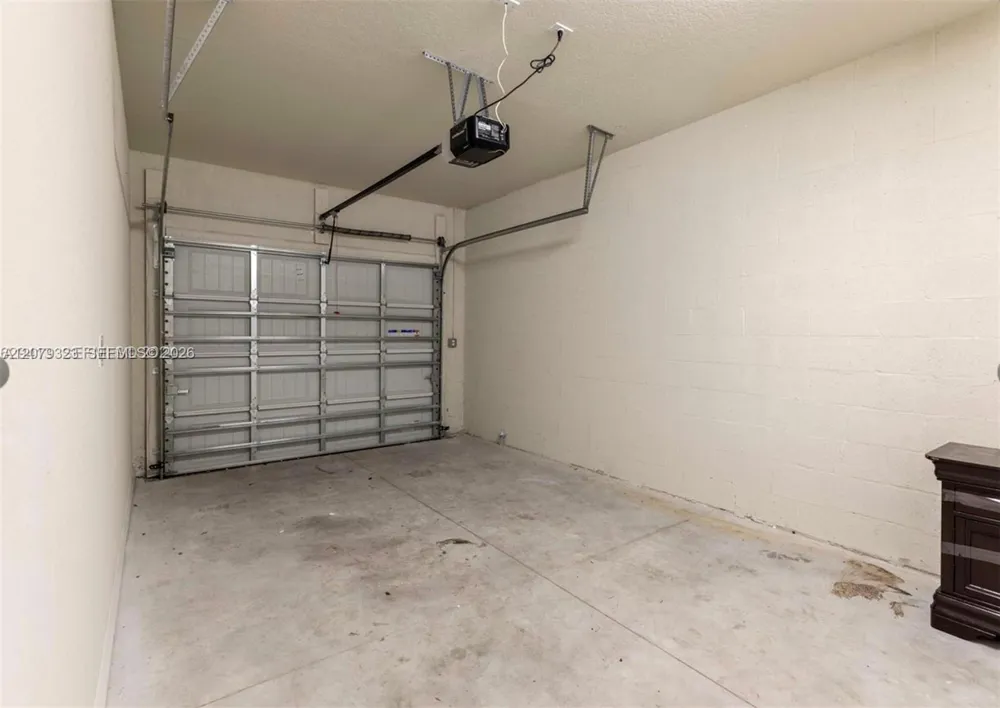 1240 Eucalyptus Dr #2 Hollywood, FL 33021