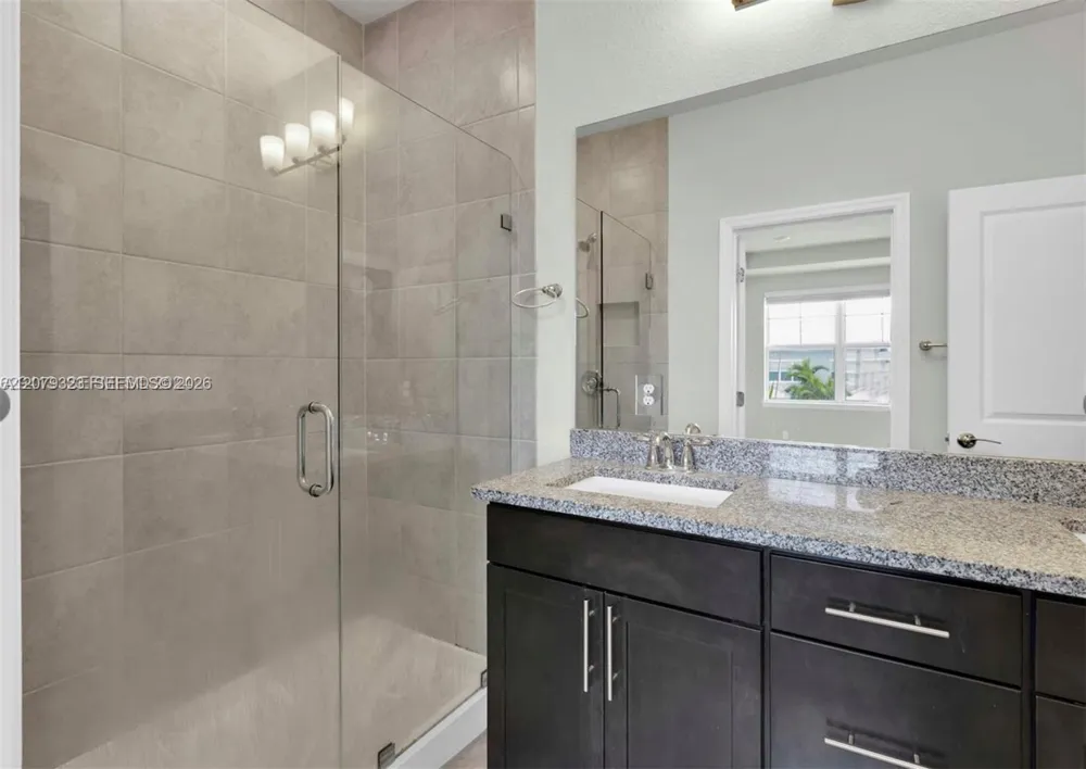 1240 Eucalyptus Dr #2 Hollywood, FL 33021