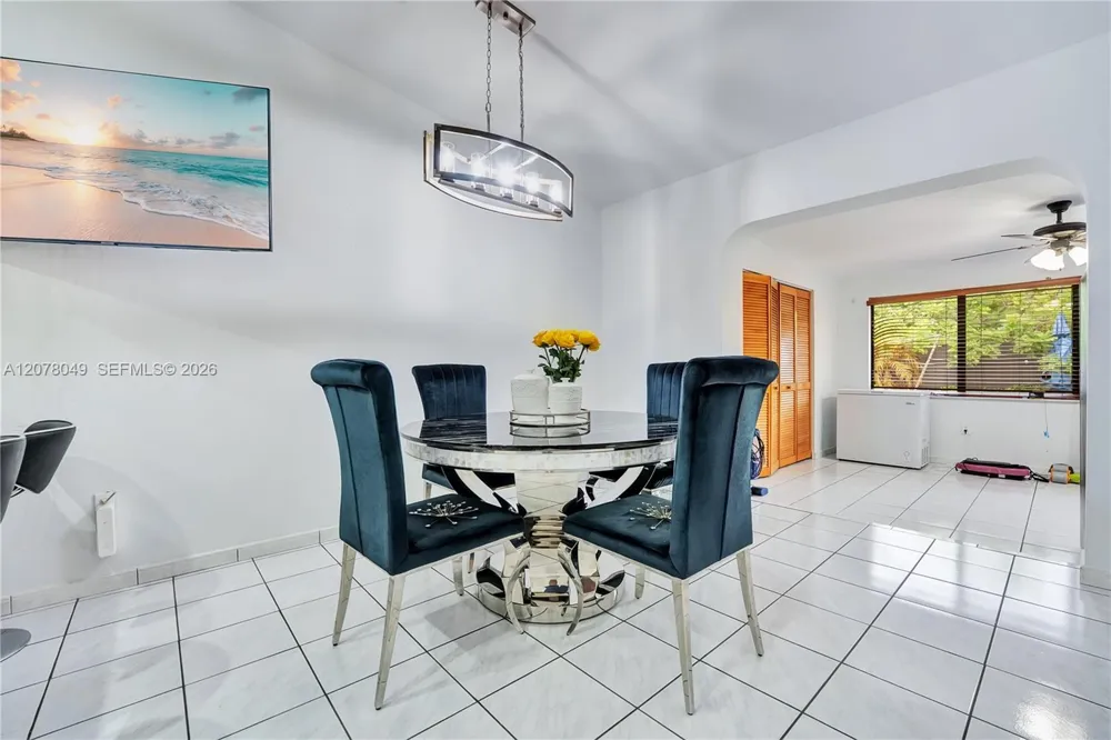 5670 W 20th Ct Hialeah, FL 33016