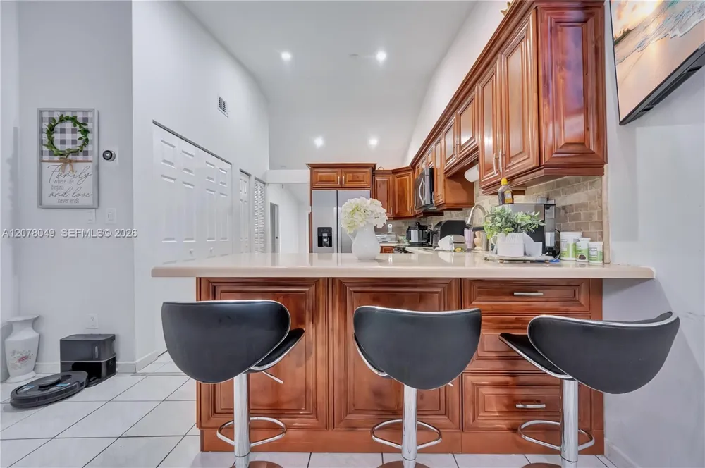 5670 W 20th Ct Hialeah, FL 33016