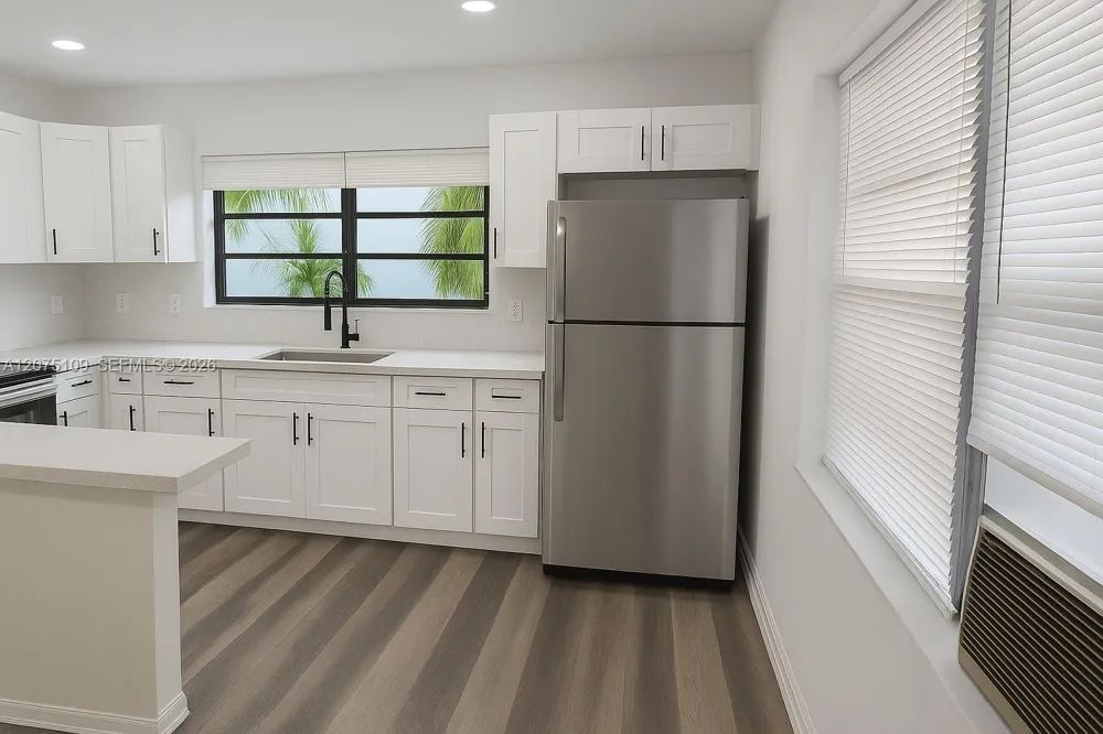 417 NW 2nd Ave #9 Hallandale Beach, FL 33009