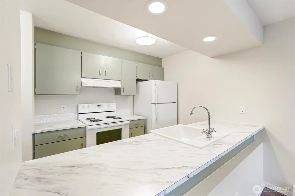 3609 14th Avenue W #208 Seattle, WA 98119