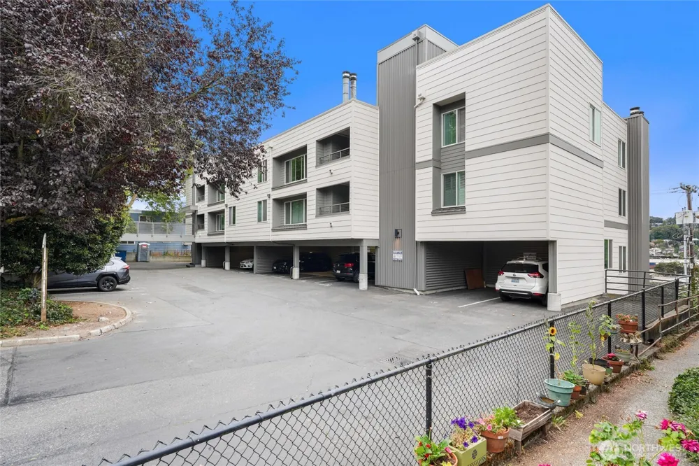 3609 14th Avenue W #208 Seattle, WA 98119