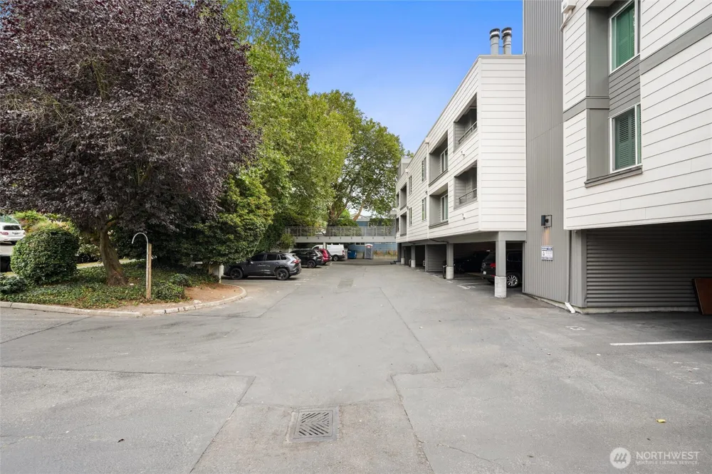 3609 14th Avenue W #208 Seattle, WA 98119