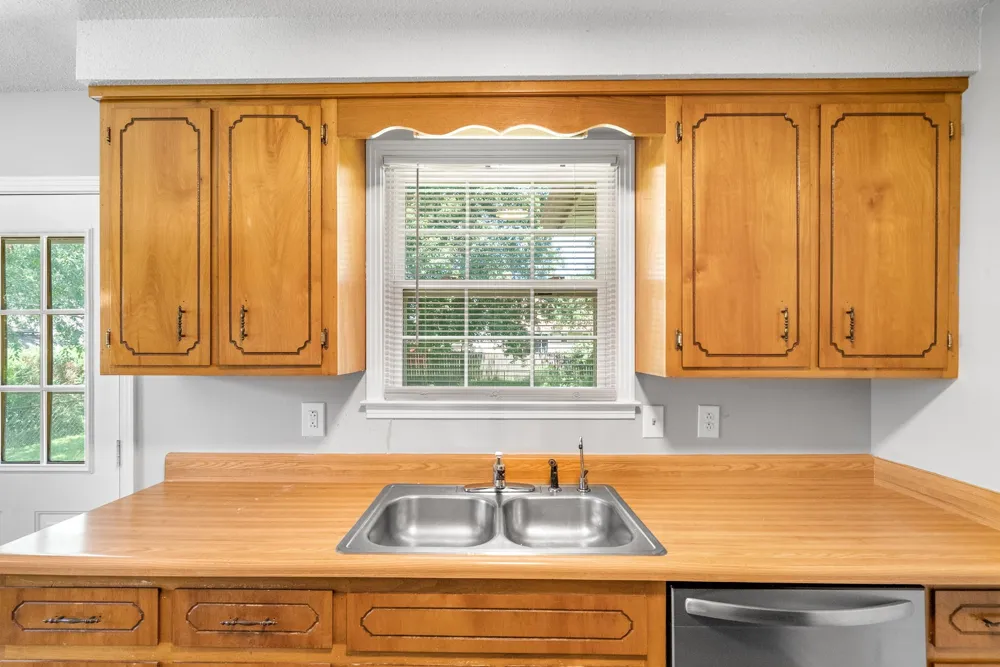 354 Woodale Dr Clarksville, TN 37042