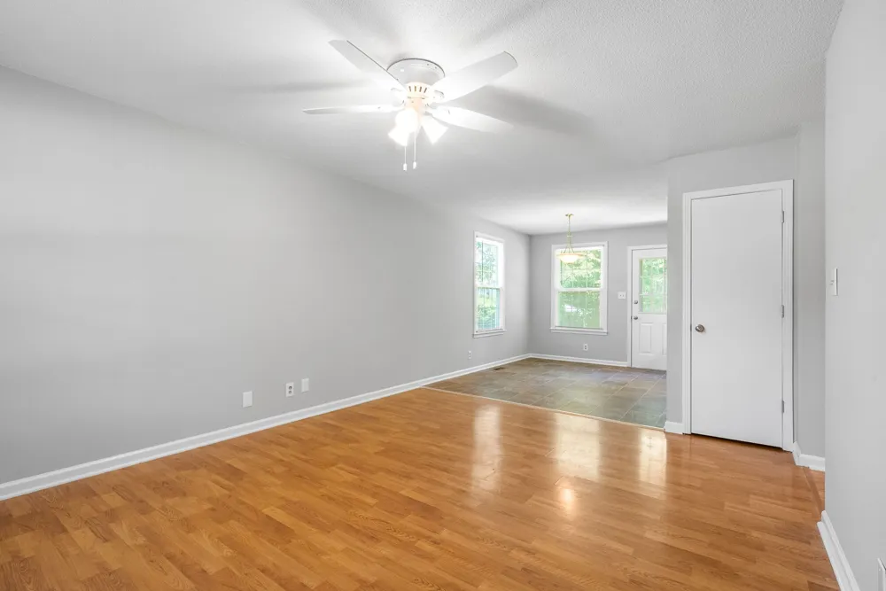 354 Woodale Dr Clarksville, TN 37042