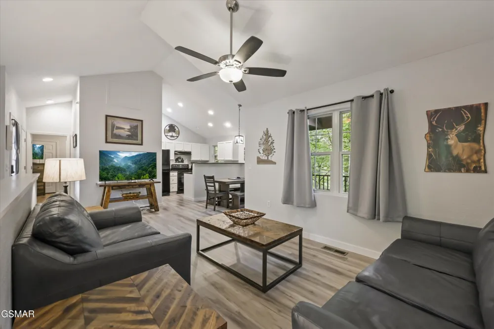 537 Johnson Lane #2 Gatlinburg, TN 37738
