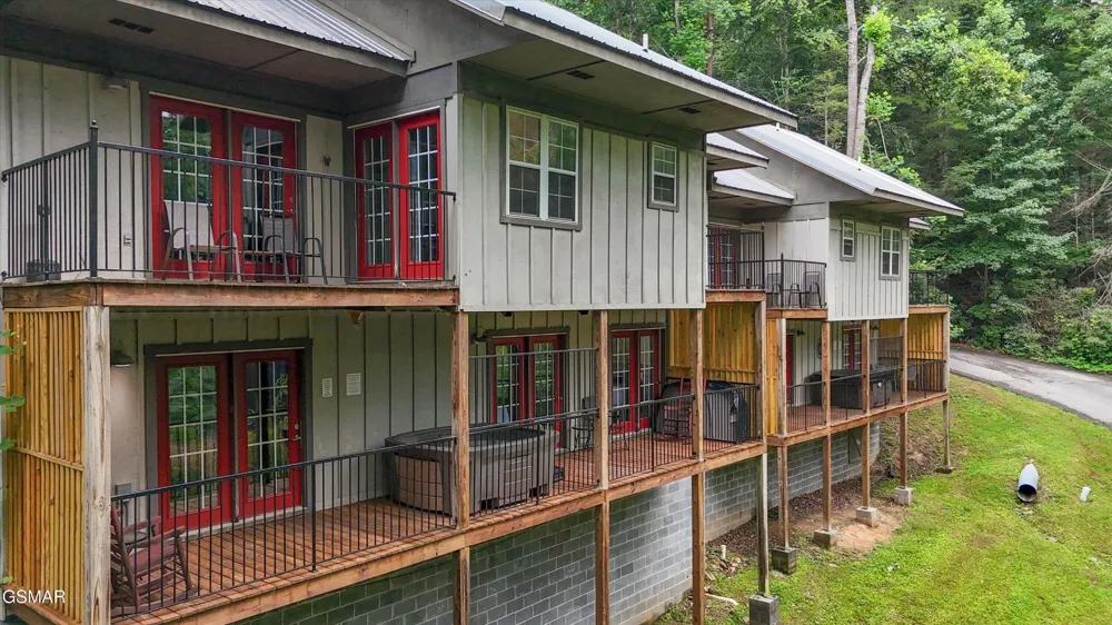 537 Johnson Lane #2 Gatlinburg, TN 37738