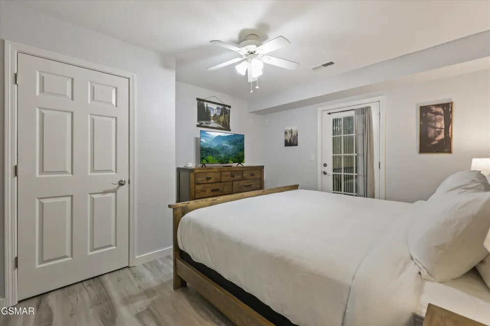 537 Johnson Lane #2 Gatlinburg, TN 37738