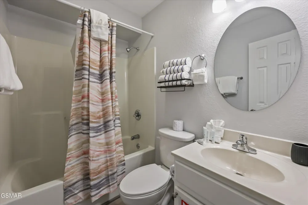 541 Johnson Lane #1 Gatlinburg, TN 37738