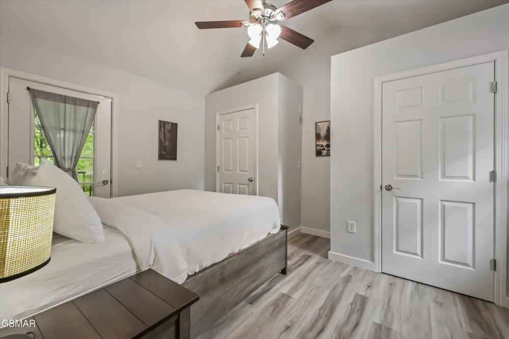 541 Johnson Lane #1 Gatlinburg, TN 37738