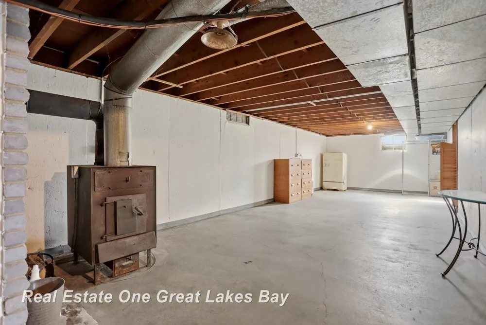 7130 Pierce Road Tittabawassee Township, MI 48623