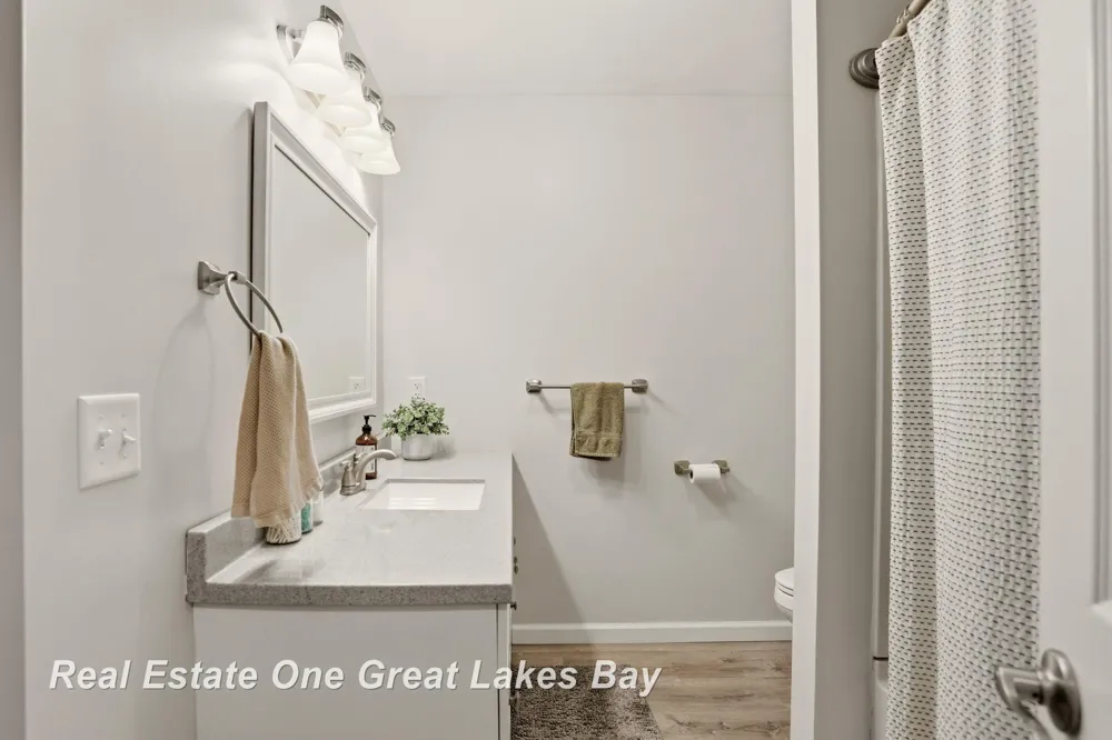 7130 Pierce Road Tittabawassee Township, MI 48623