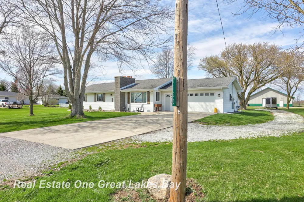 7130 Pierce Road Tittabawassee Township, MI 48623