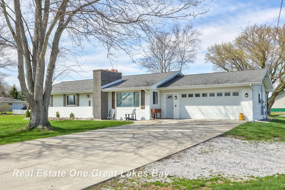 7130 Pierce Road Tittabawassee Township, MI 48623