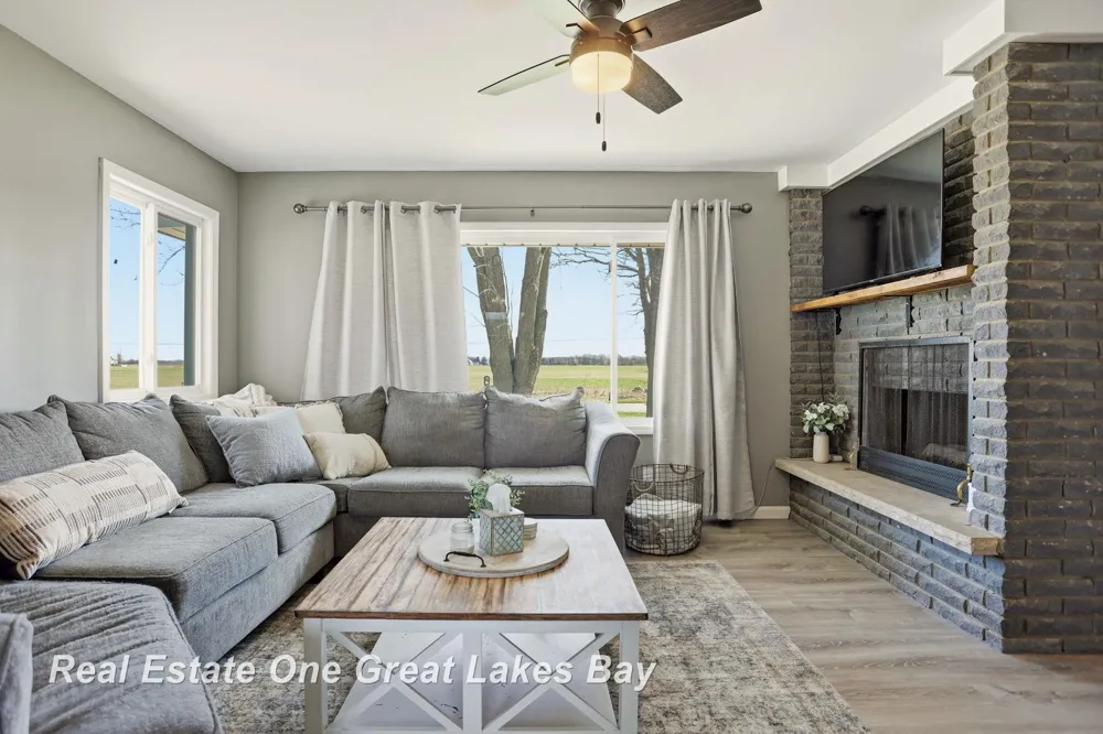 7130 Pierce Road Tittabawassee Township, MI 48623