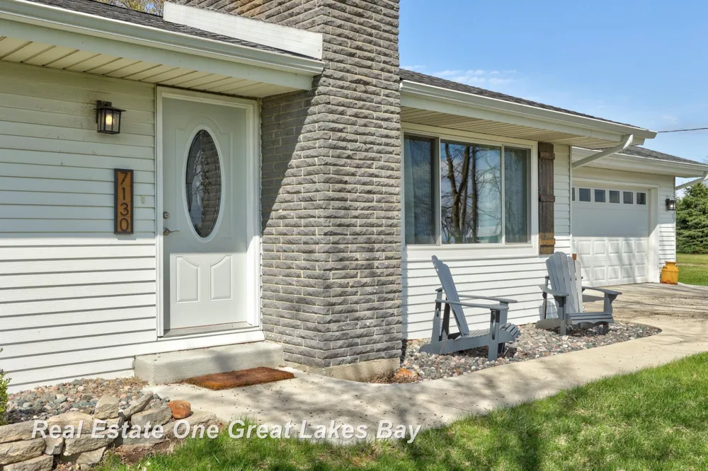 7130 Pierce Road Tittabawassee Township, MI 48623