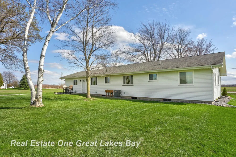 7130 Pierce Road Tittabawassee Township, MI 48623