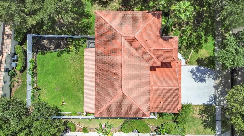 10212 GARDEN ALCOVE DRIVE Tampa, FL 33647