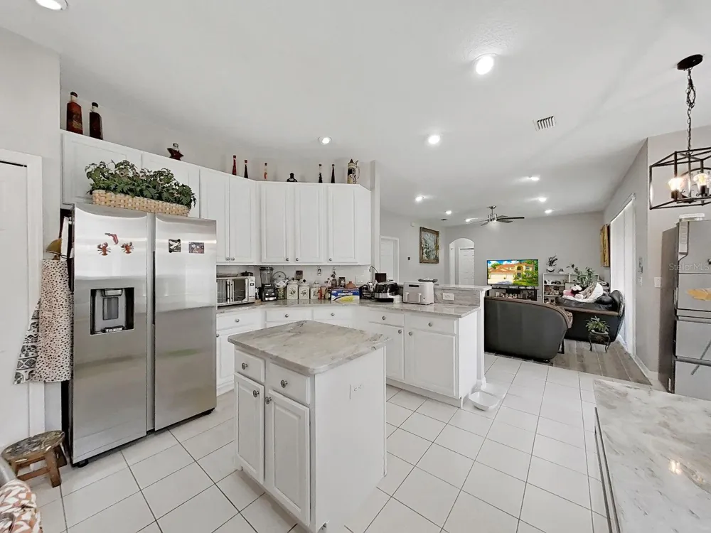 10212 GARDEN ALCOVE DRIVE Tampa, FL 33647