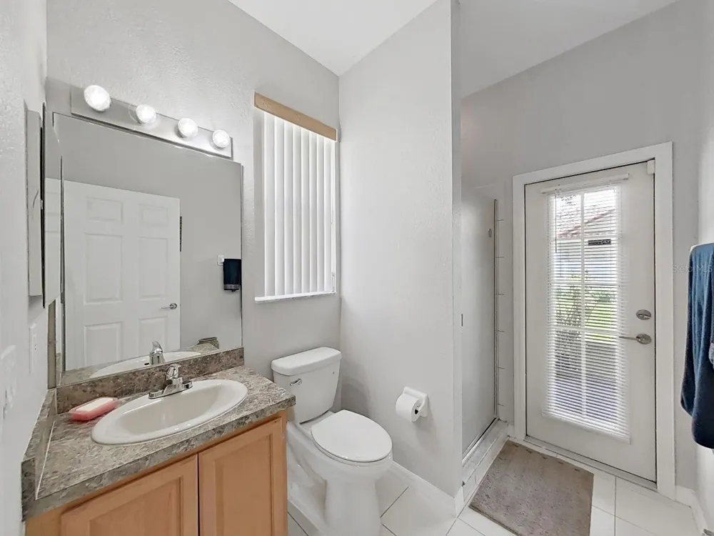 10212 GARDEN ALCOVE DRIVE Tampa, FL 33647
