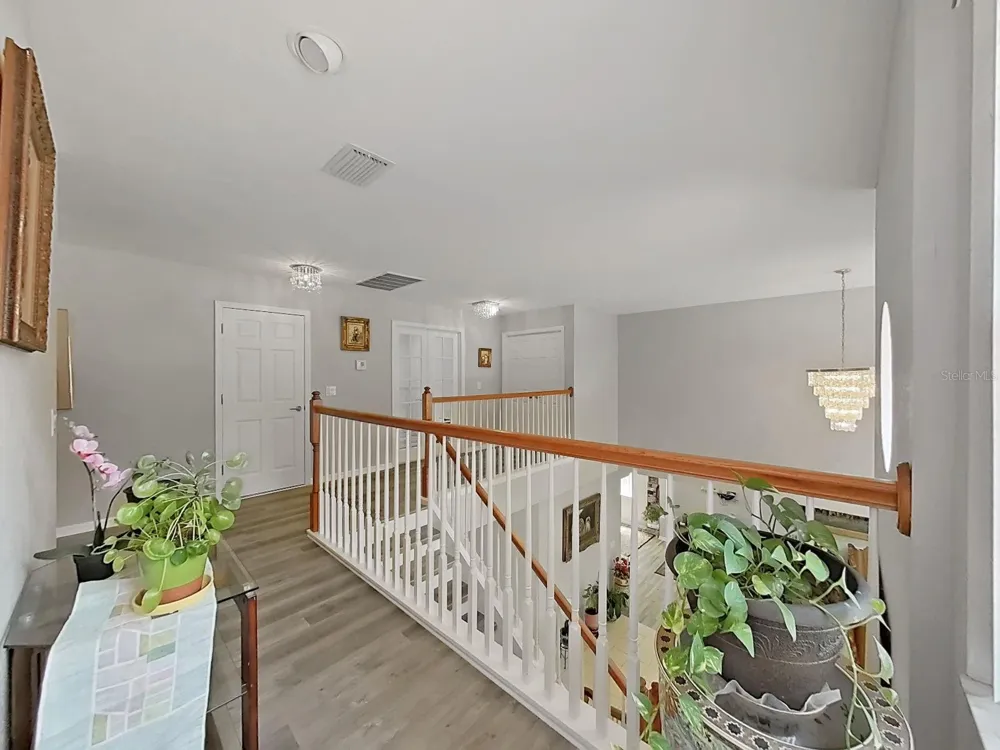 10212 GARDEN ALCOVE DRIVE Tampa, FL 33647