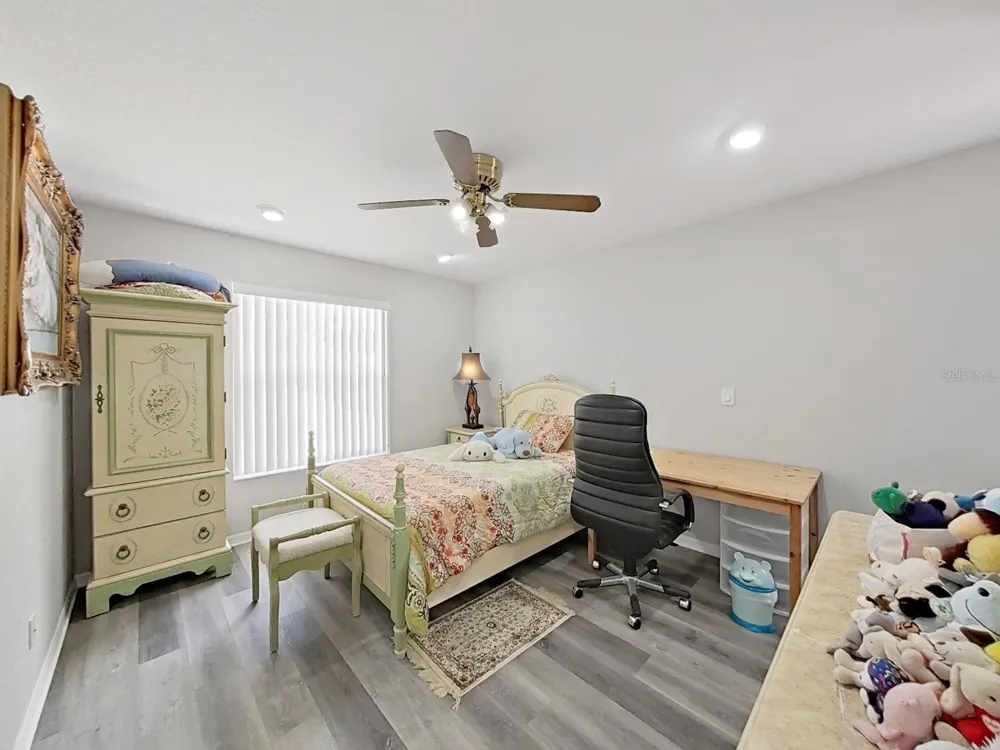 10212 GARDEN ALCOVE DRIVE Tampa, FL 33647