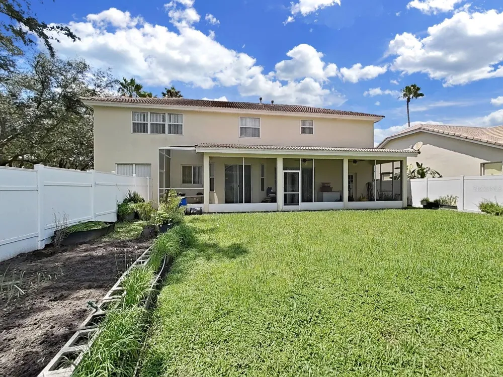 10212 GARDEN ALCOVE DRIVE Tampa, FL 33647
