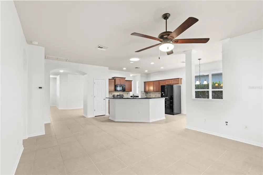15842 STARLING WATER DRIVE Lithia, FL 33547