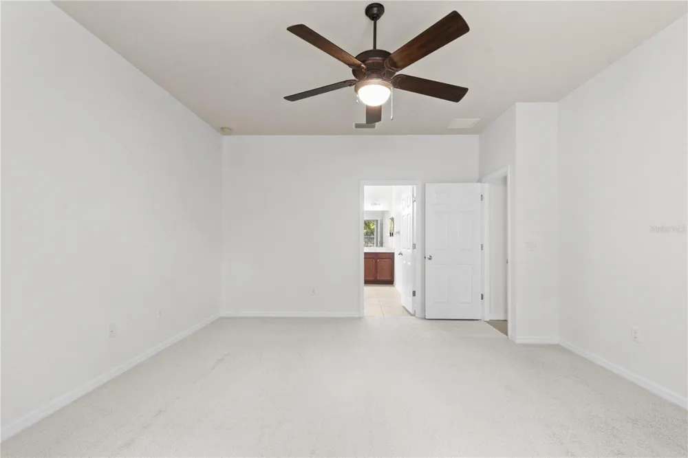 15842 STARLING WATER DRIVE Lithia, FL 33547