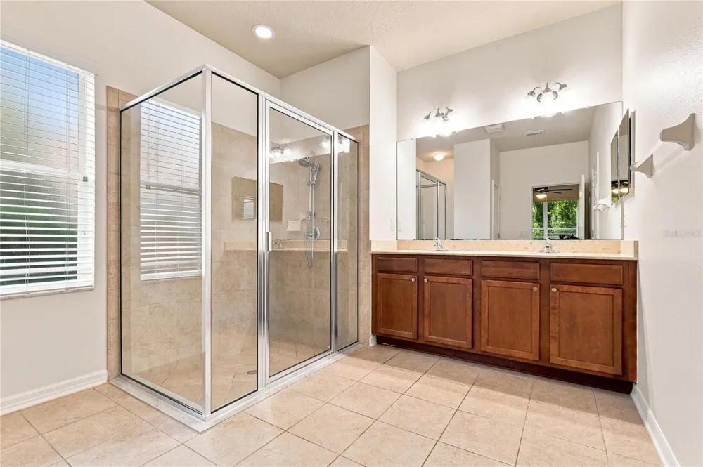 15842 STARLING WATER DRIVE Lithia, FL 33547