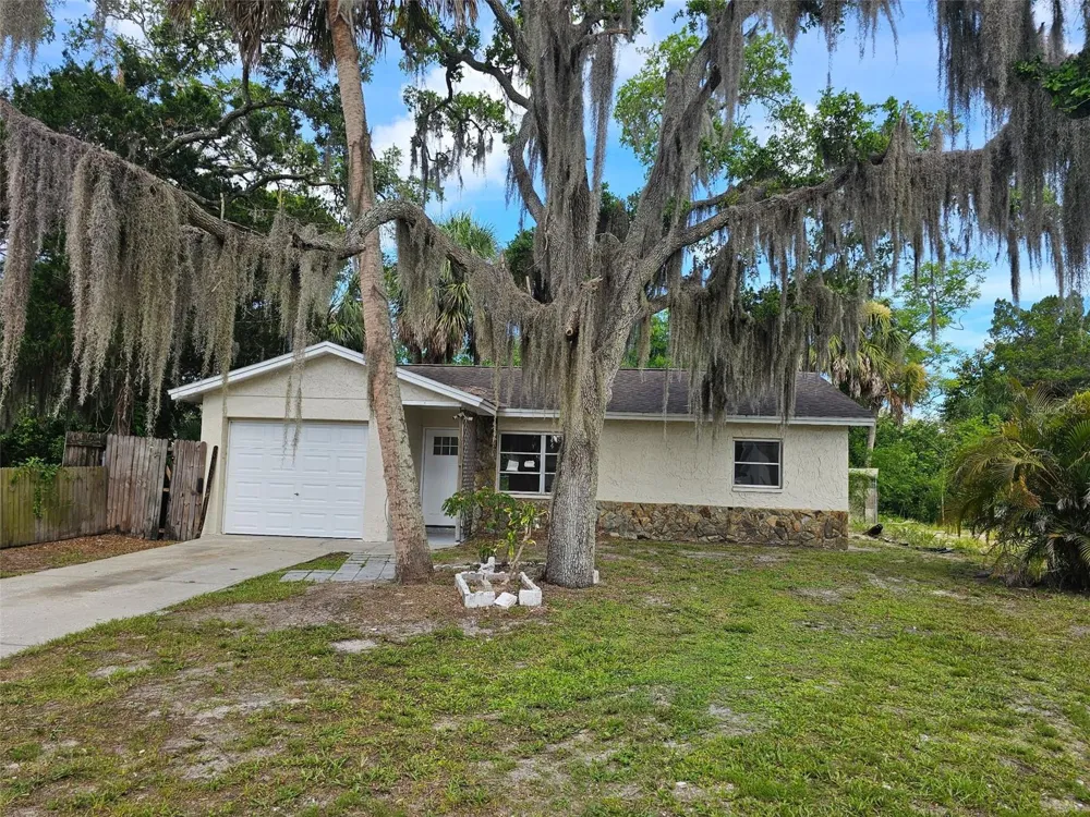7317 JANCZLIK DRIVE New Port Richey, FL 34652