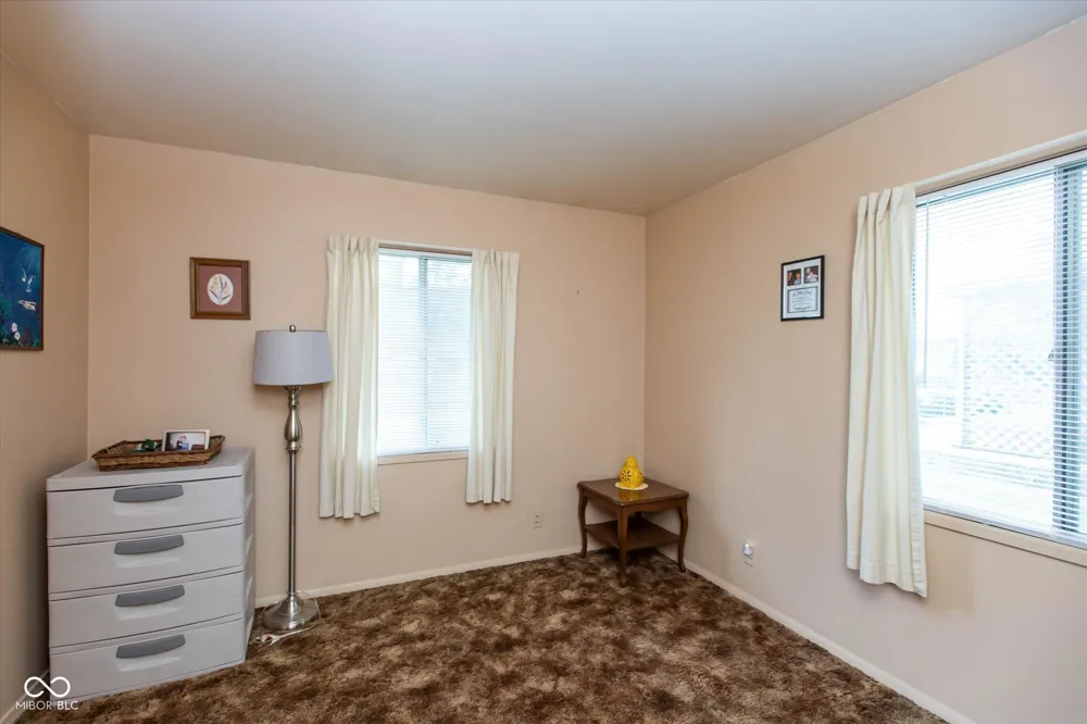 501 Mooreland Drive Whiteland, IN 46184