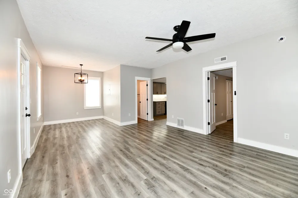 218 Jefferson Street Brownsburg, IN 46112