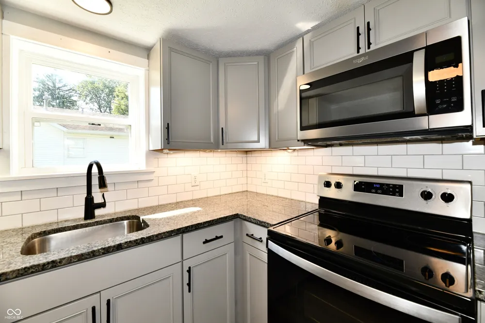 218 Jefferson Street Brownsburg, IN 46112