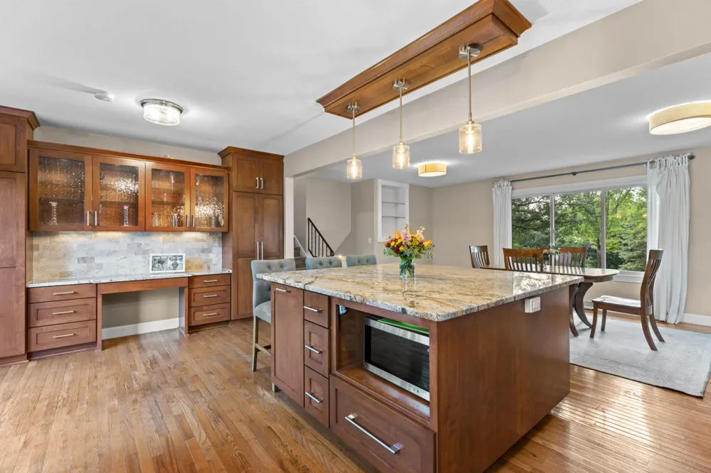 1715 35th Street NE Rochester, MN 55906